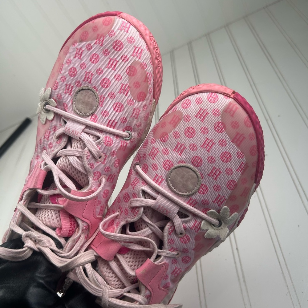 Adidas Harden Vol. 6 Pink Monogram Basketball Shoes Women’s Size 7 retail $200 - Picture 12 of 12